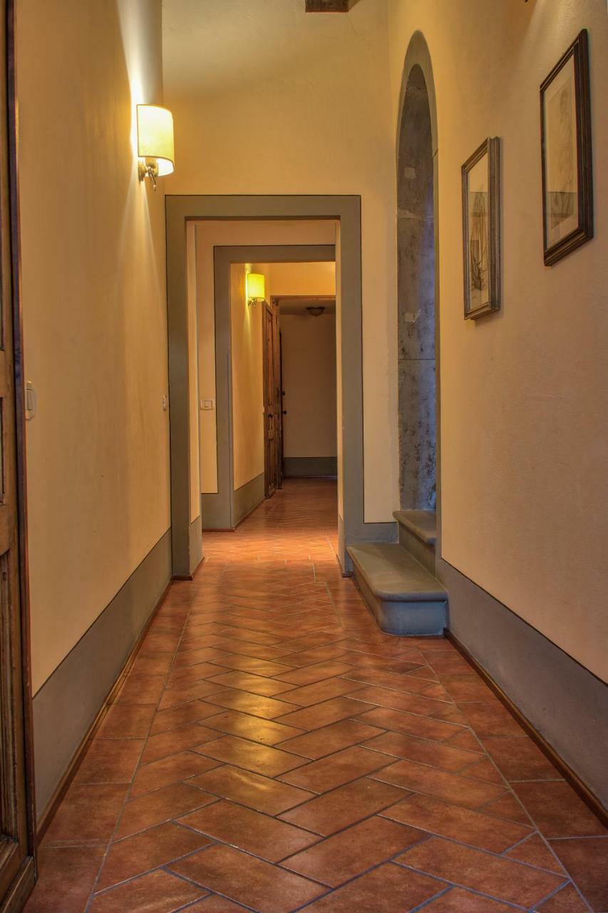Hotel Logge Dei Mercanti Монте Сан Савино Екстериор снимка
